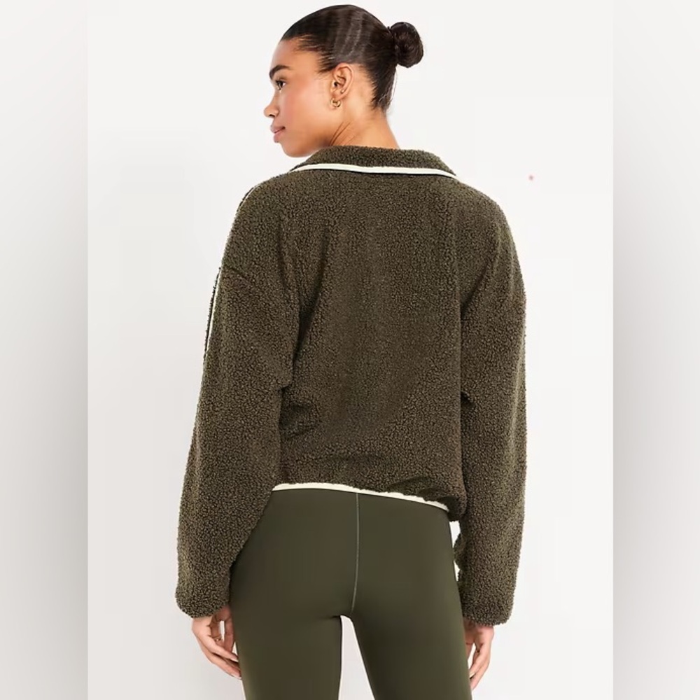 Loose Sherpa Quarter-Zip Pullover - Picture 2 of 4